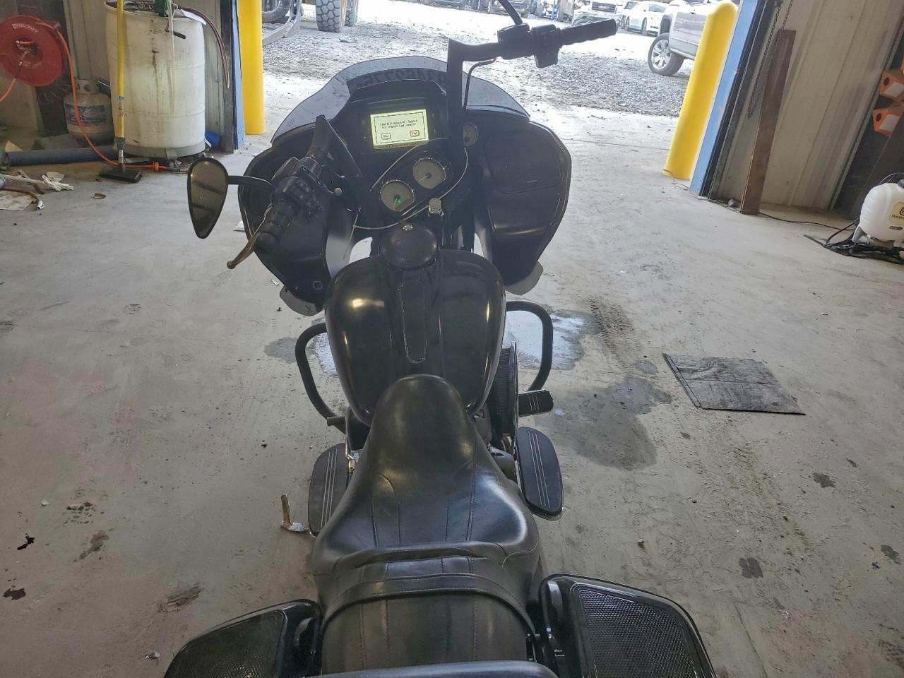 2017 Harley-Davidson Fltrxs Road Glide Special VIN: 1HD1KTC1XHB628344 Lot: 93462775