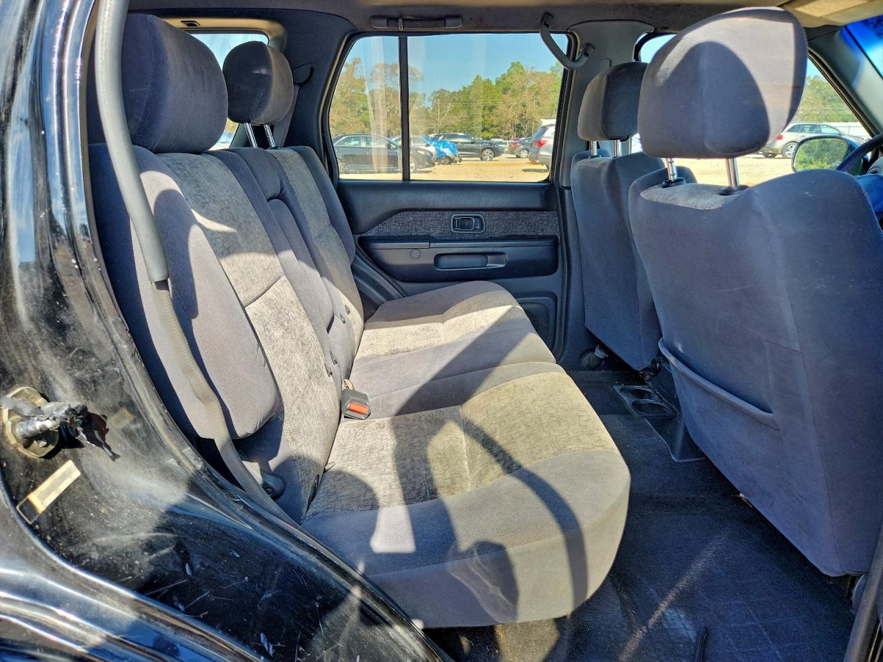 1998 Nissan Pathfinder Le VIN: JN8AR05Y9WW267950 Lot: 94112345