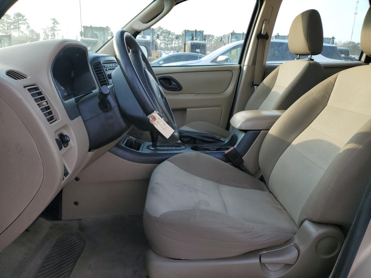 2007 Ford Escape Xls VIN: 1FMYU02Z27KB08701 Lot: 93696015