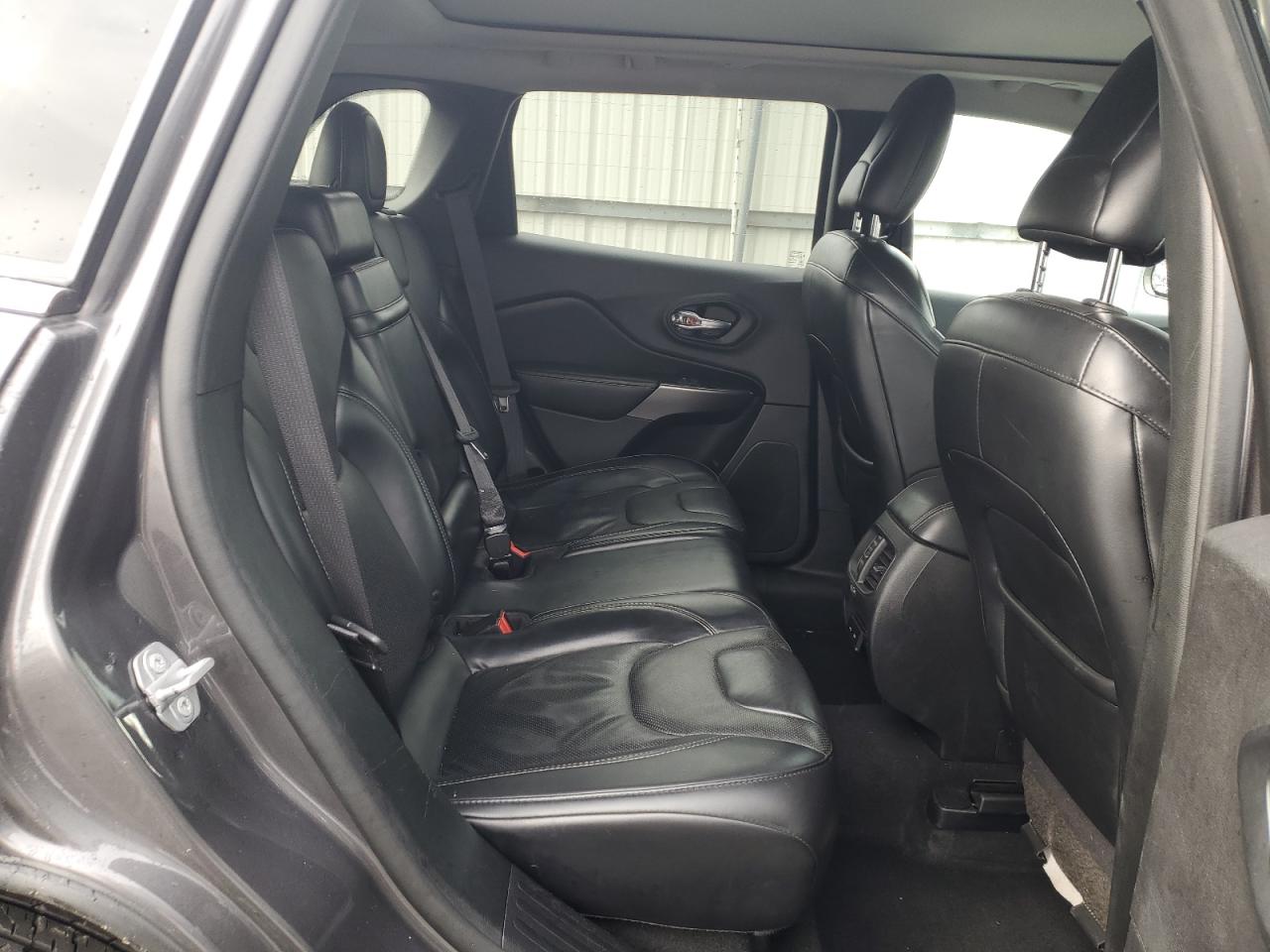 2019 Jeep Cherokee Limited VIN: 1C4PJMDN0KD294360 Lot: 92871255