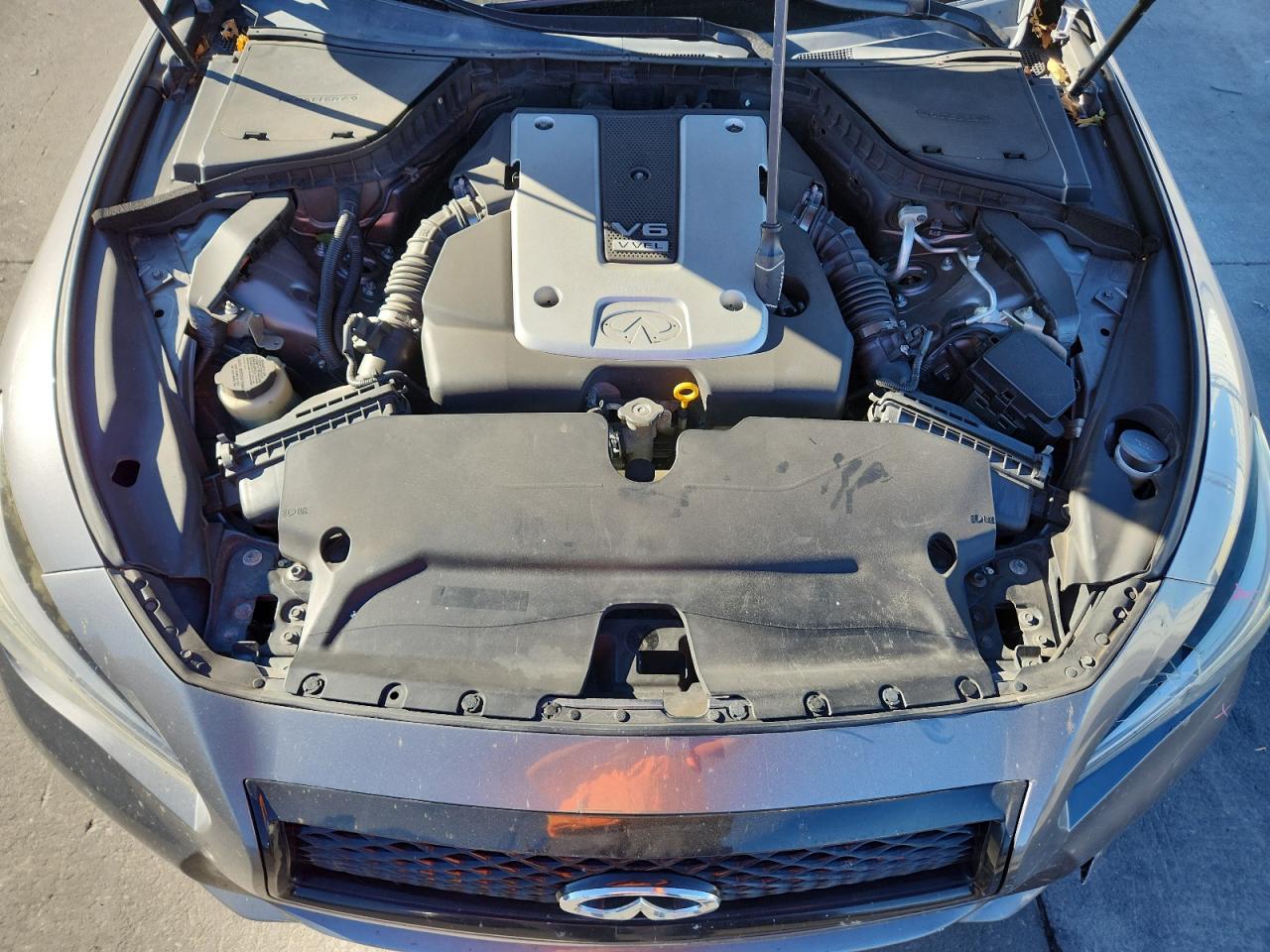 2015 Infiniti Q50 Base VIN: JN1BV7APXFM352702 Lot: 92854055