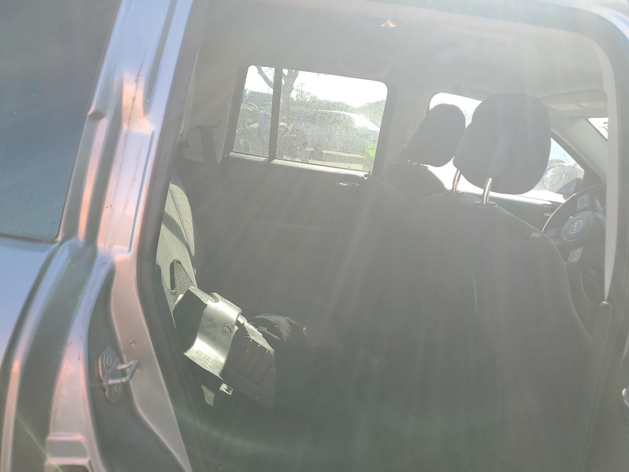 2016 Jeep Compass Sport VIN: 1C4NJCBA9GD743303 Lot: 92657735