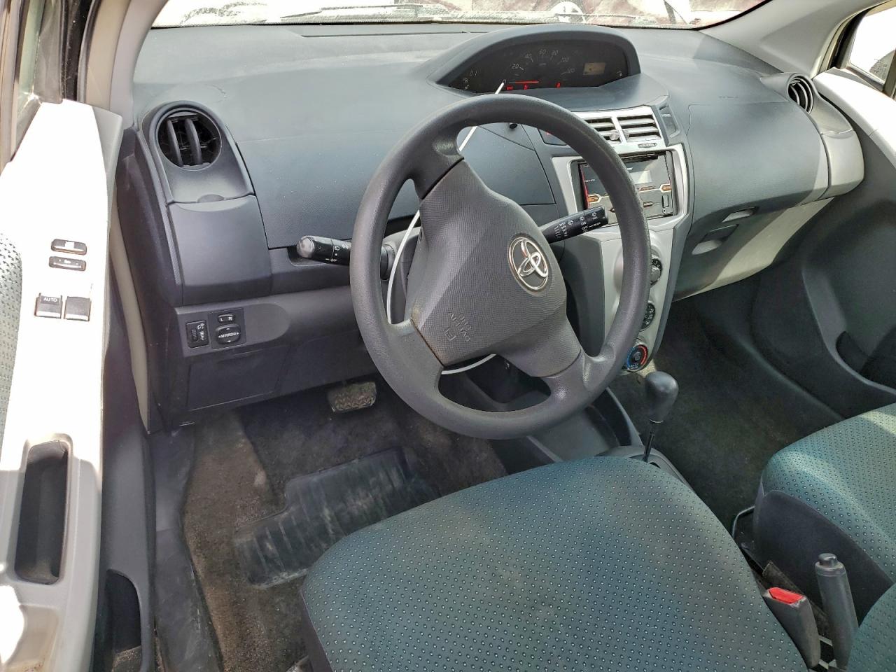 2007 Toyota Yaris VIN: JTDJT923475108691 Lot: 94304675