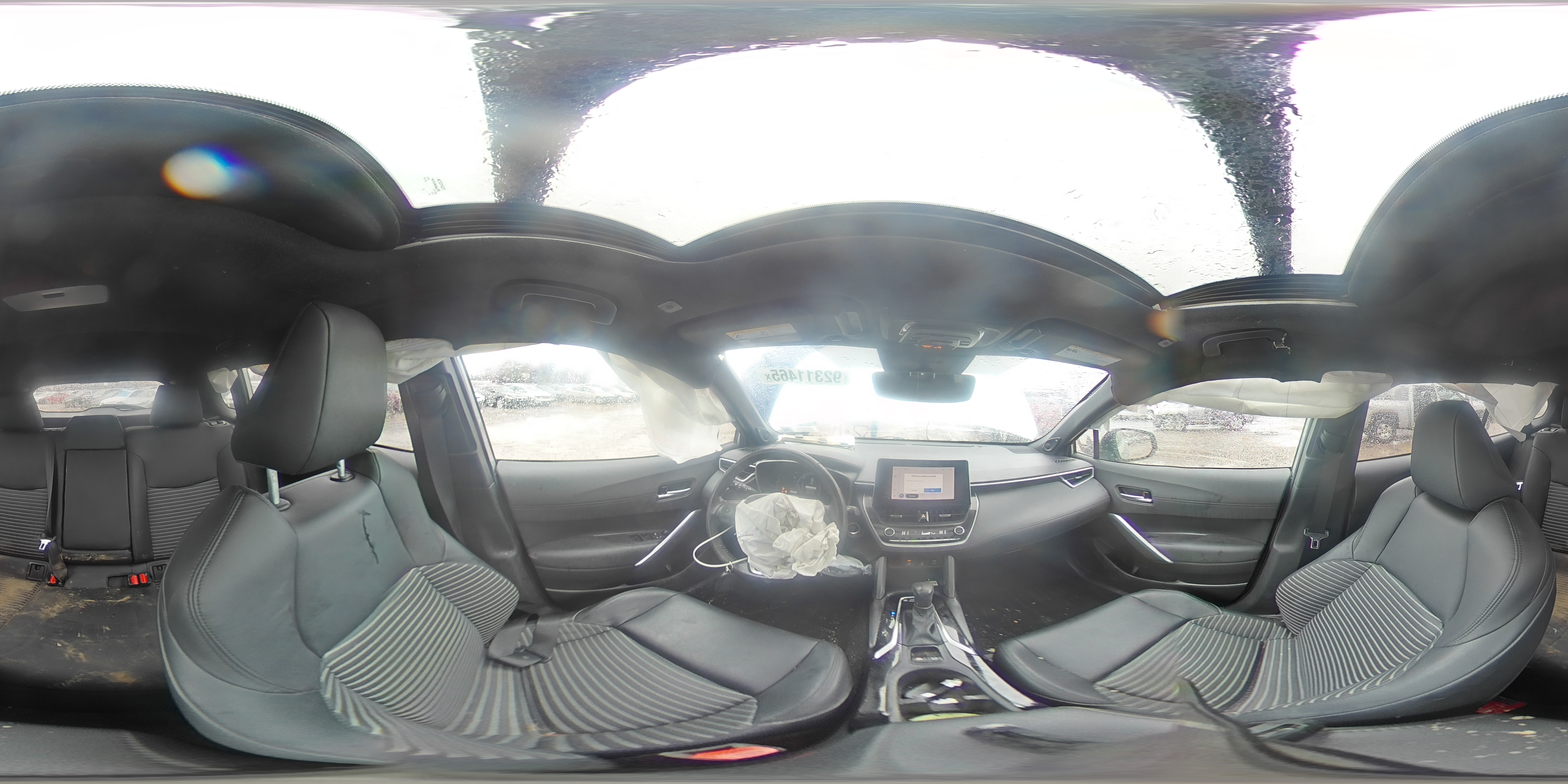 2023 Toyota Corolla Cross Le VIN: 7MUFBABG2PV002754 Lot: 92311465