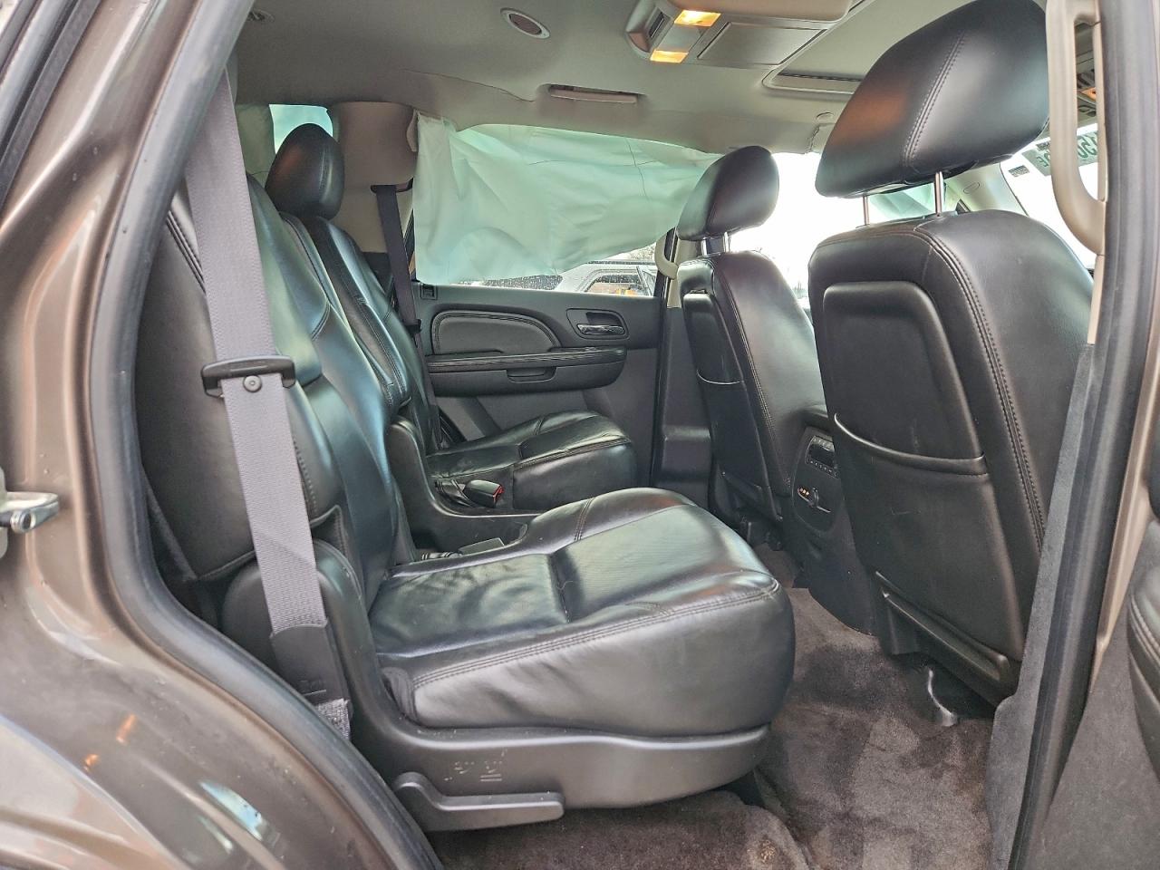 2011 GMC Yukon Denali VIN: 1GKS2EEF3BR218725 Lot: 94150525