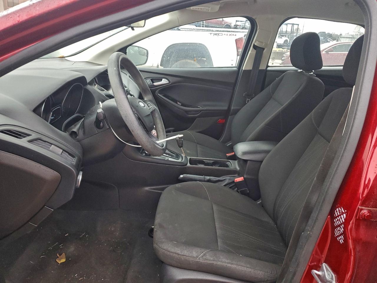 2016 Ford Focus Se VIN: 1FADP3F27GL383490 Lot: 92793445