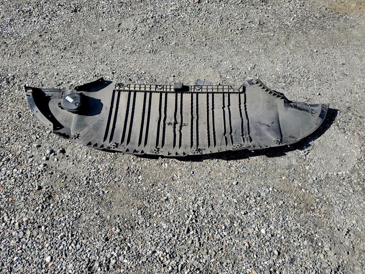 2023 Tesla Model Y VIN: 7SAYGAEE7PF621825 Lot: 92108145