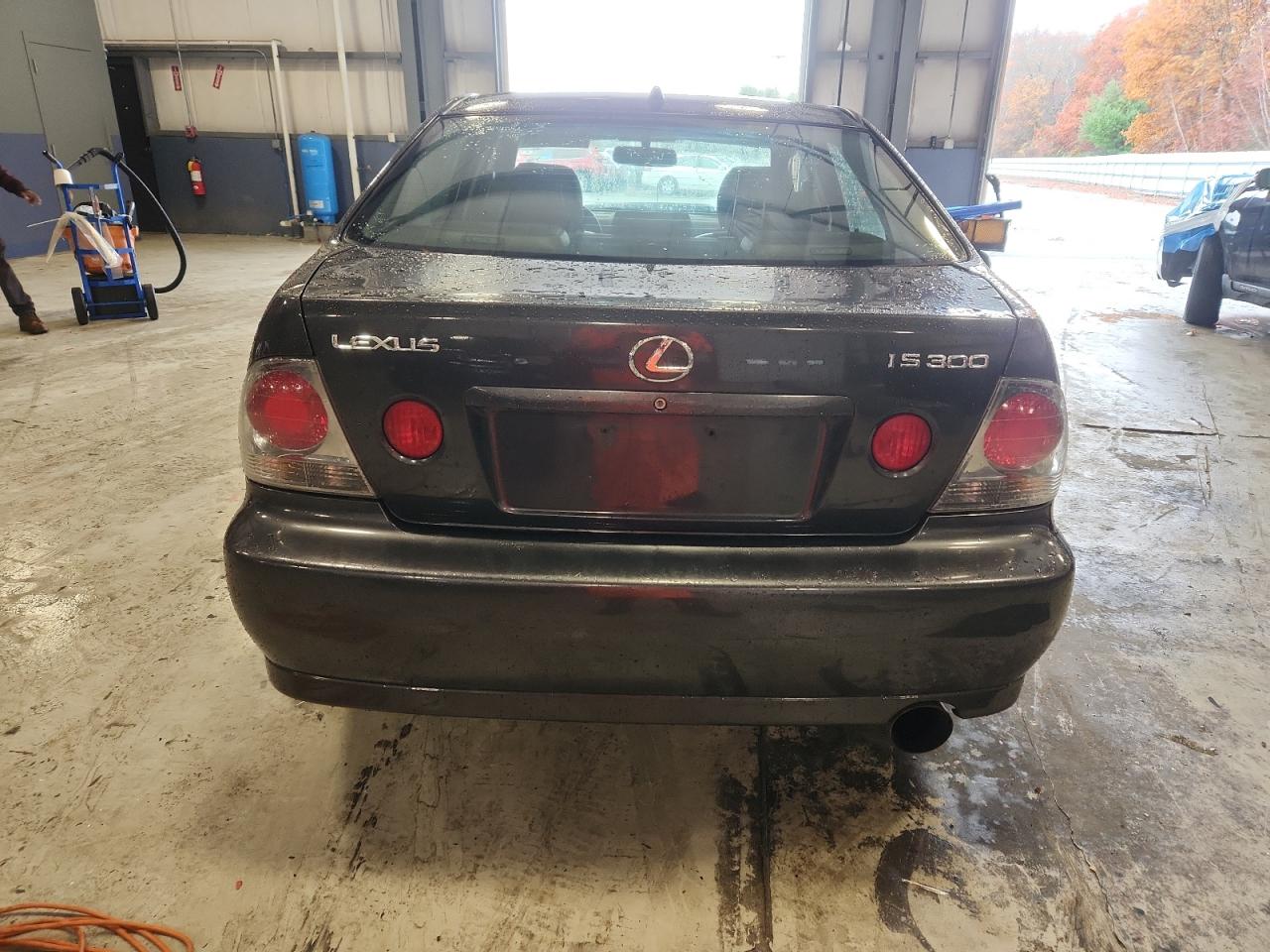 2004 Lexus Is 300 VIN: JTHBD192640083963 Lot: 92295065