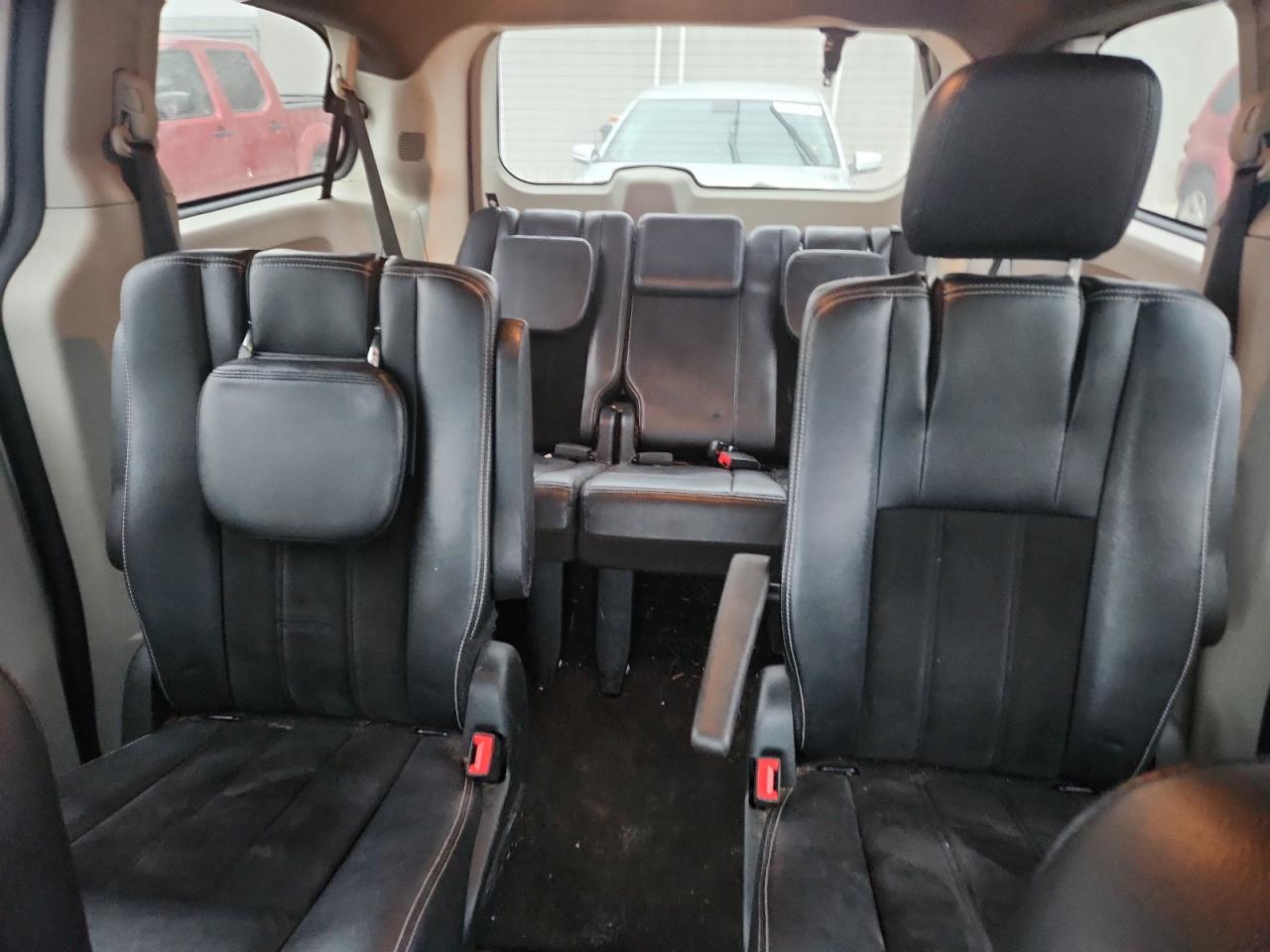 2017 Dodge Grand Caravan Sxt VIN: 2C4RDGCG2HR827433 Lot: 92256645