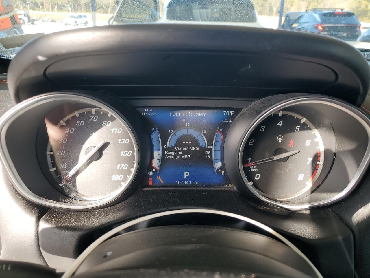 2017 Maserati Levante Sport VIN: ZN661XUS5HX253327 Lot: 92813055