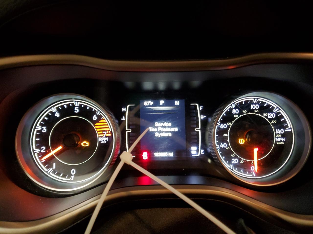 2016 Jeep Cherokee Latitude VIN: 1C4PJLCB4GW114102 Lot: 92234515