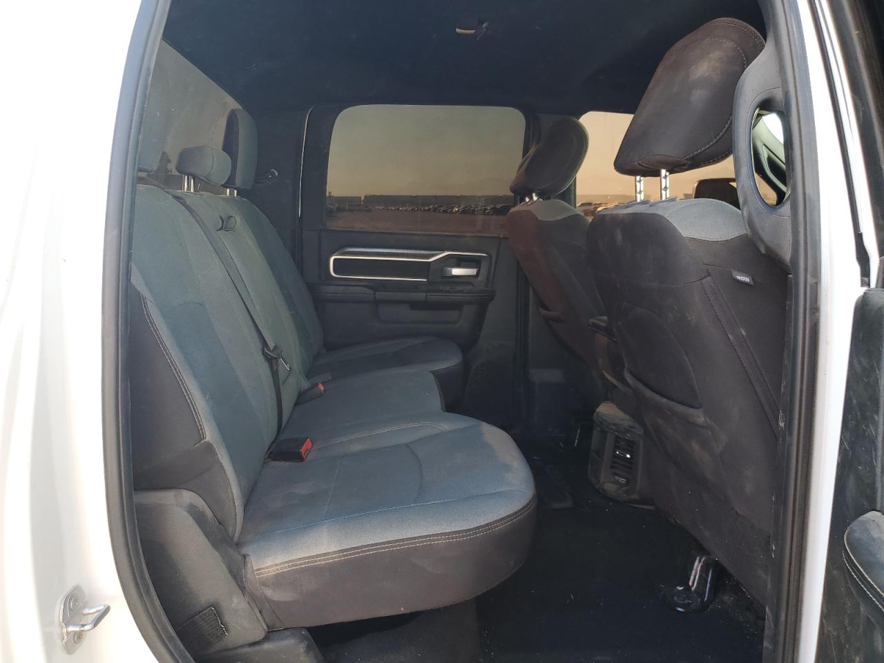 2024 Ram 3500 Big Horn VIN: 3C63R3HL9RG338855 Lot: 92935025