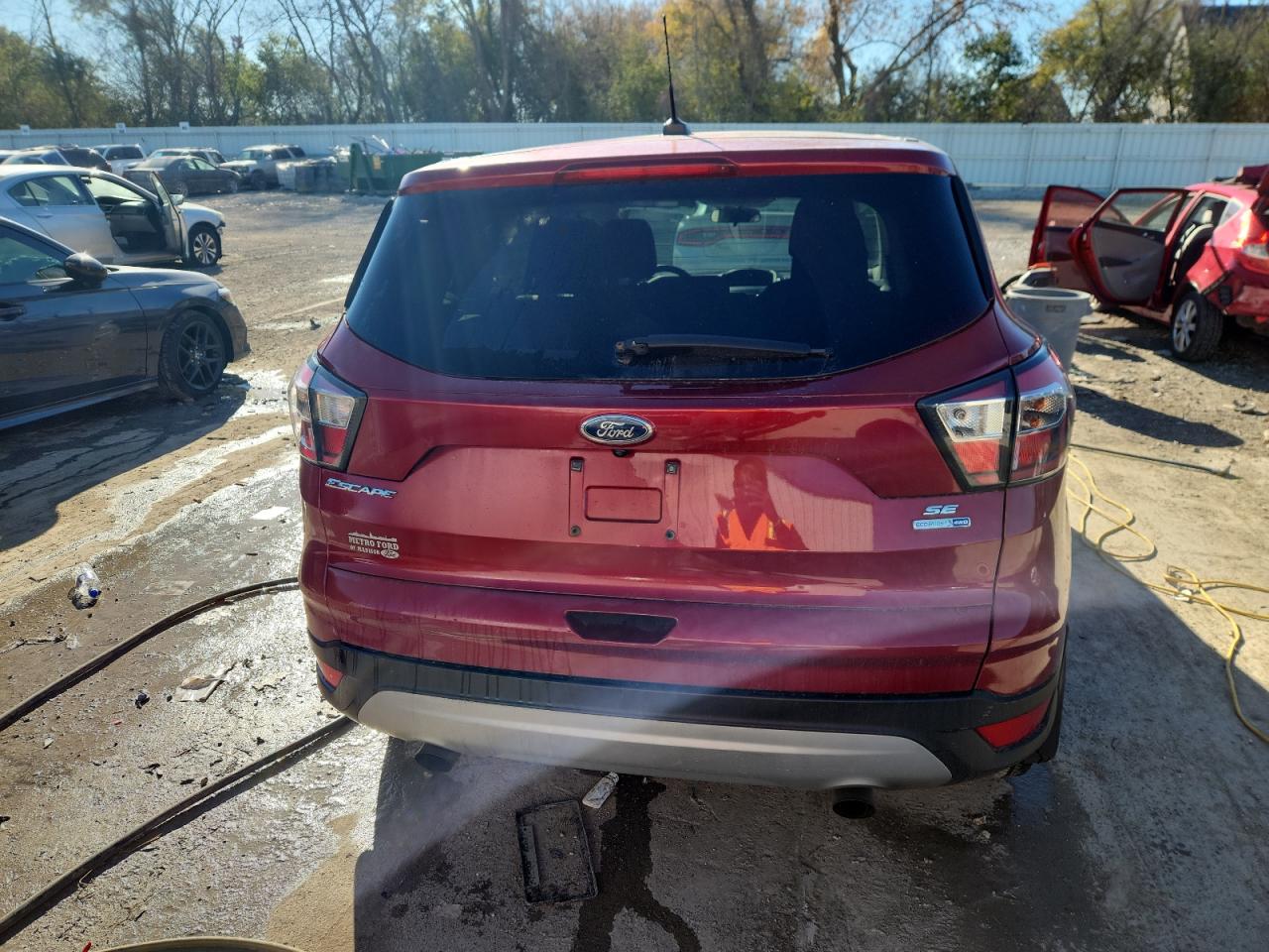 2017 Ford Escape Se VIN: 1FMCU9GD0HUB13302 Lot: 90933525