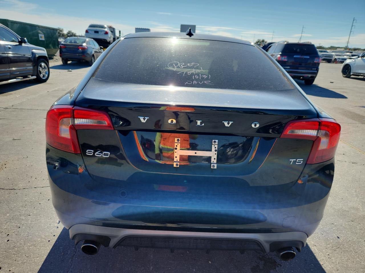 2018 Volvo S60 Dynamic VIN: YV126MFL0J2463000 Lot: 91715515