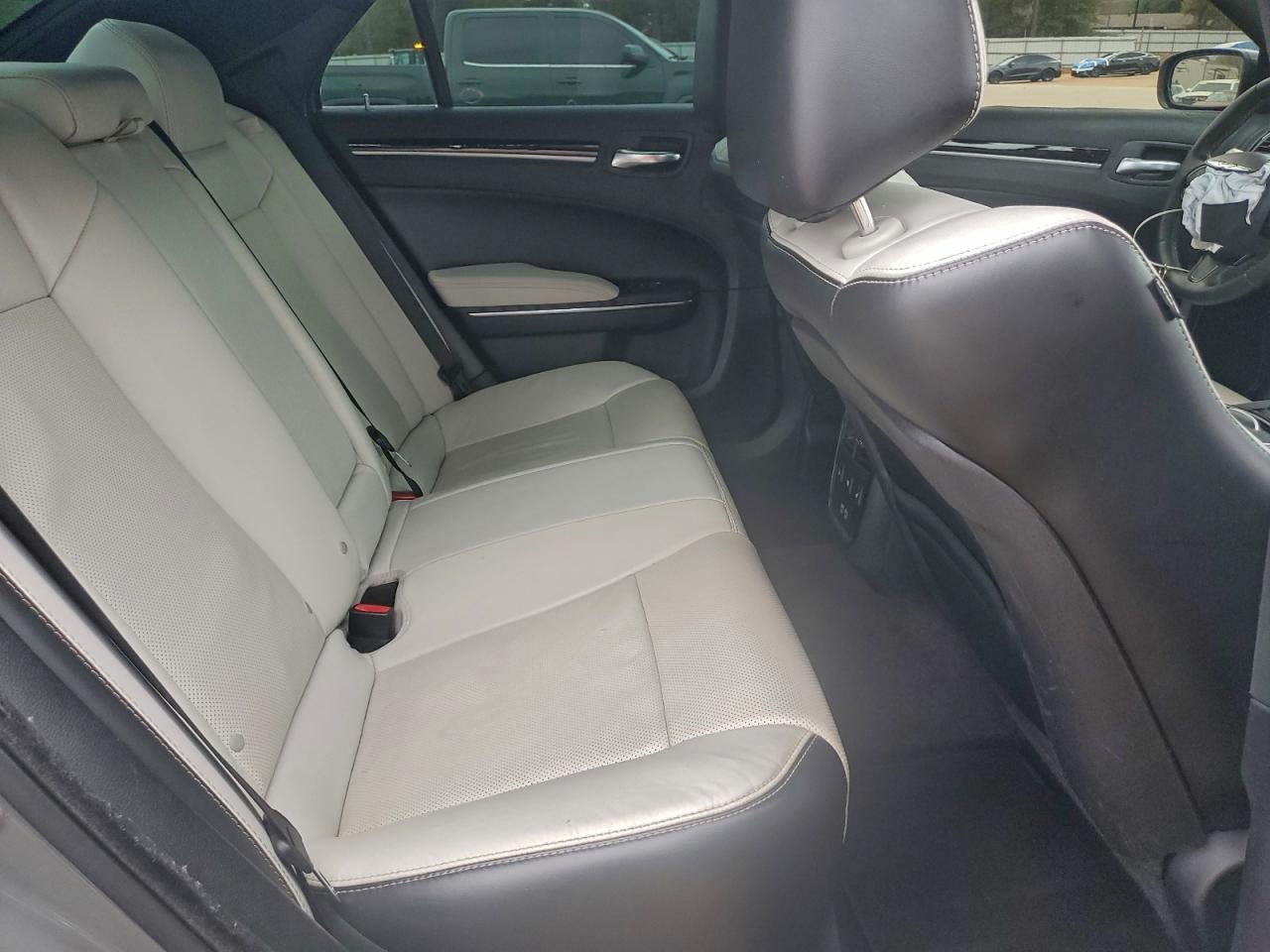 2017 Chrysler 300 S VIN: 2C3CCABG6HH541702 Lot: 93857715