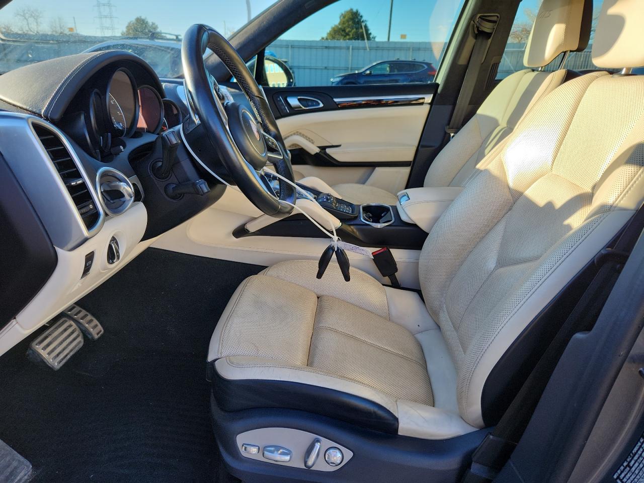 2017 Porsche Cayenne Gts VIN: WP1AD2A22HLA83167 Lot: 92231845