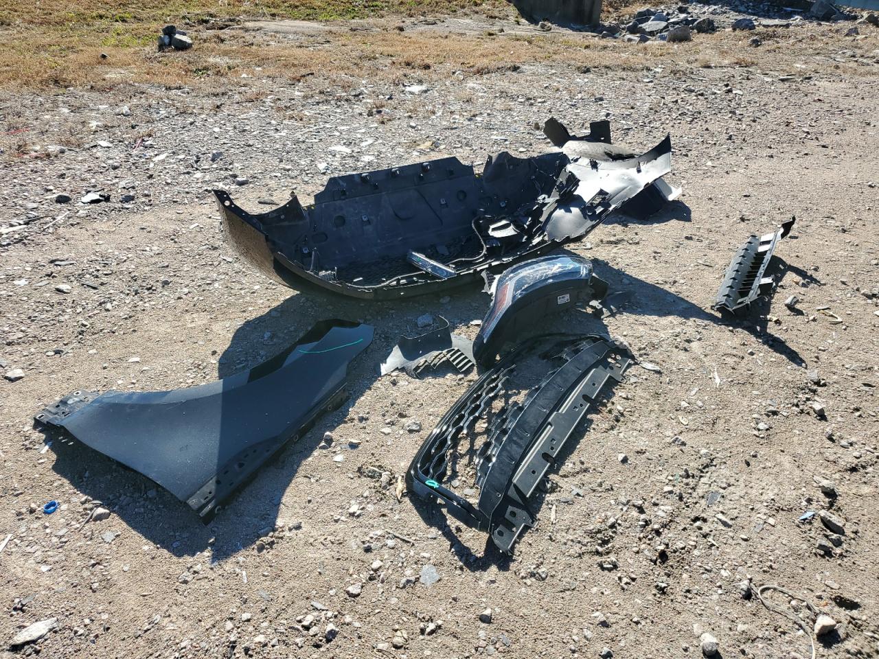 2019 Land Rover Range Rover Velar S VIN: SALYB2EN5KA231687 Lot: 92542385