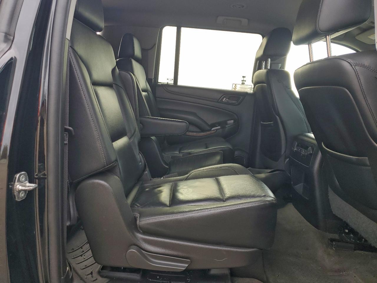 2015 Chevrolet Suburban K1500 Lt VIN: 1GNSKJKC3FR147201 Lot: 93896525