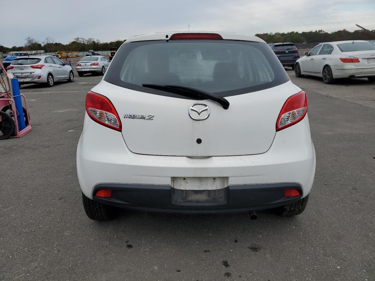 2011 Mazda Mazda2 VIN: JM1DE1HZ8B0127321 Lot: 91196065