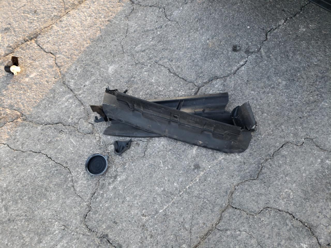 2016 Ford C-Max Sel VIN: 1FADP5BU2GL100142 Lot: 92329455