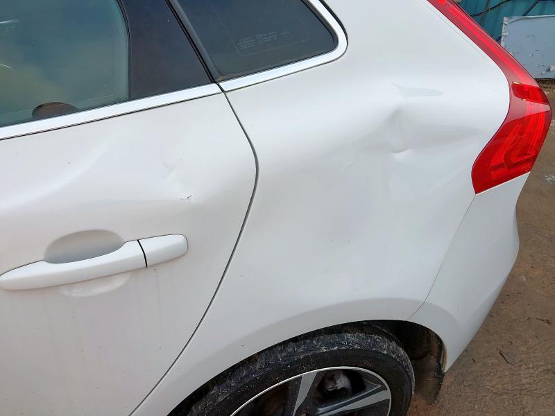 2015 VOLVO V40 D3 [4 CYL 150] R DESIGN NAV 5DR