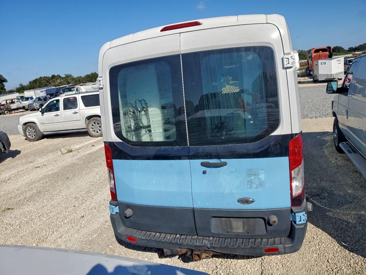 2015 Ford Transit T-250 Delivery Van VIN: 1FTNR2CM0FKA05234 Lot: 94841665