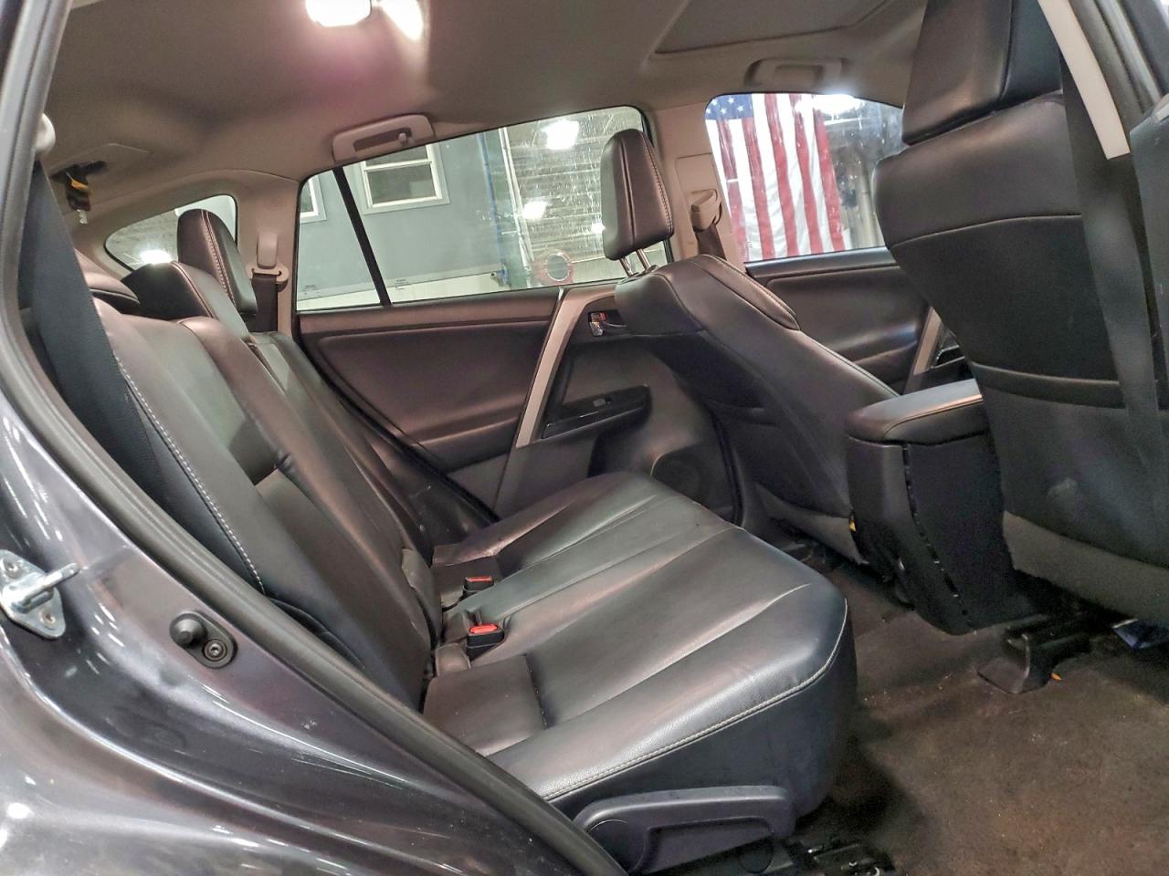 2017 Toyota Rav4 Limited VIN: 2T3YFREV3HW332418 Lot: 94188945