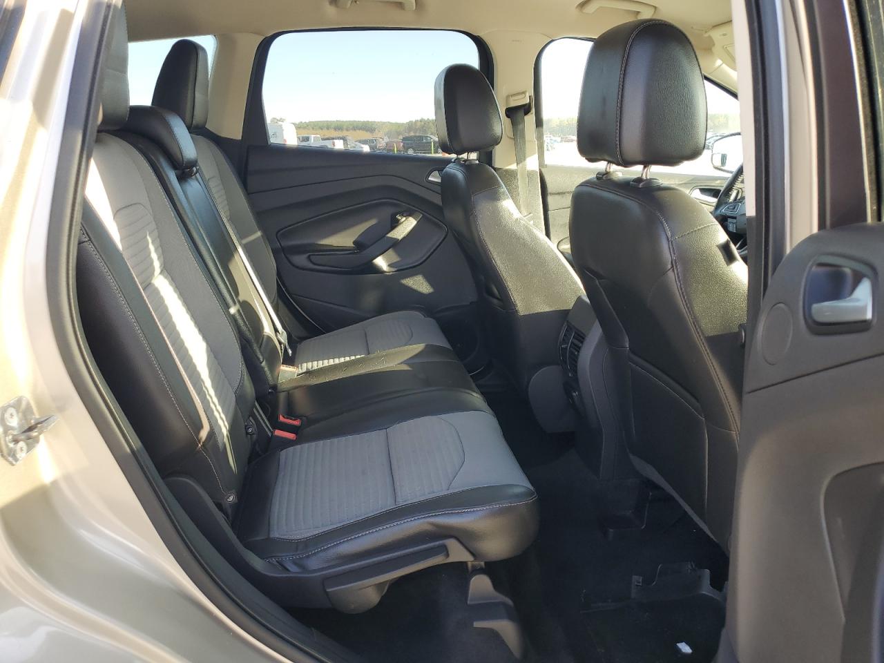 2017 Ford Escape Titanium VIN: 1FMCU0JD9HUA92258 Lot: 90240315