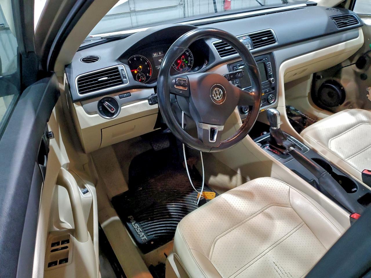 2015 Volkswagen Passat S VIN: 1VWAT7A3XFC104674 Lot: 94328455