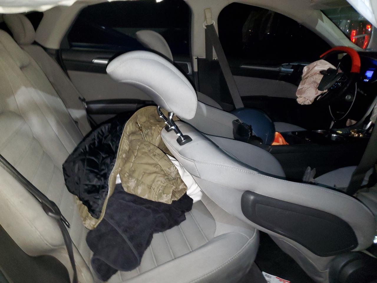 2014 Ford Fusion S VIN: 316743 Lot: 92134955