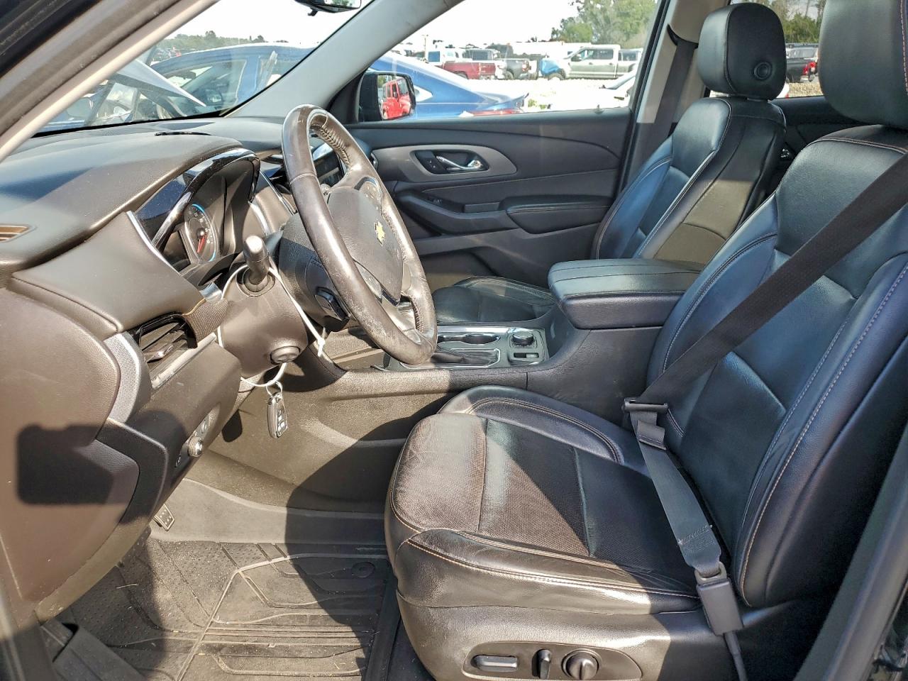 2018 Chevrolet Traverse Premier VIN: 1GNERKKW5JJ270417 Lot: 94392805