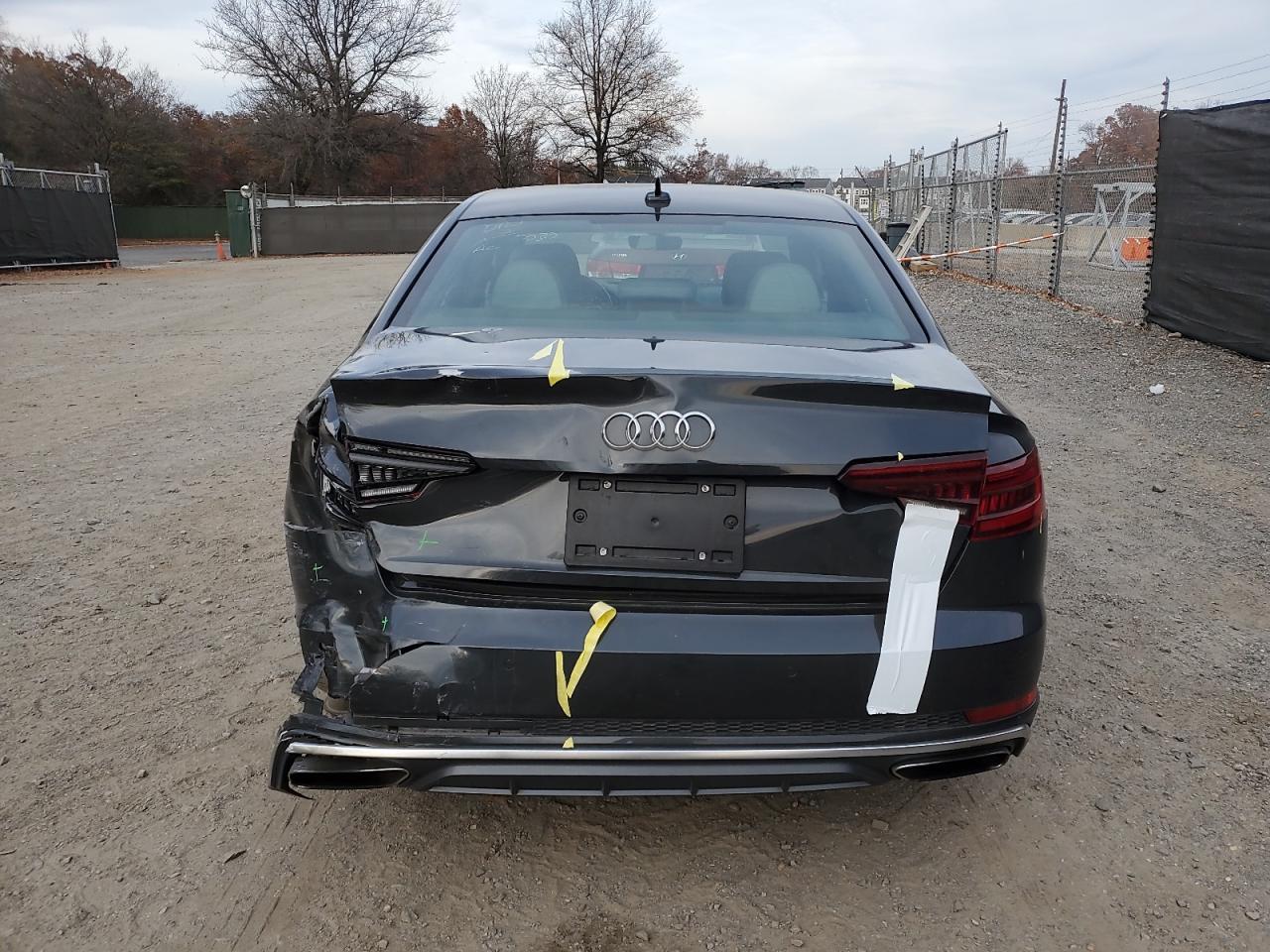 2019 Audi A4 Premium Plus VIN: WAUENAF4XKA018068 Lot: 91589575