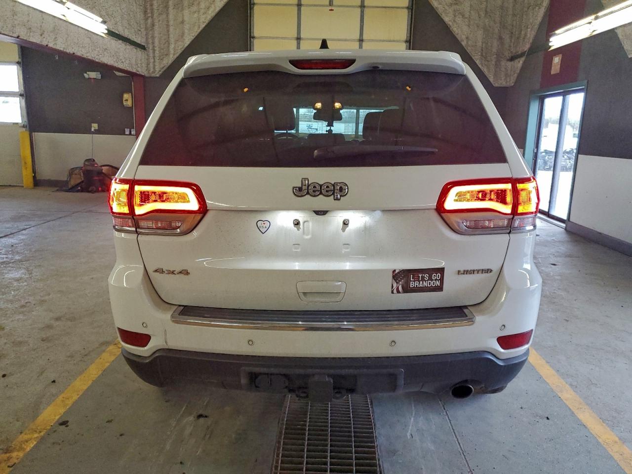 2015 Jeep Grand Cherokee Limited VIN: 1C4RJFBG0FC135956 Lot: 96935345