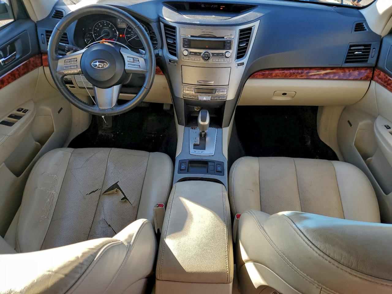 2011 Subaru Outback 2.5I Limited VIN: 4S4BRBKC8B3391963 Lot: 93855385