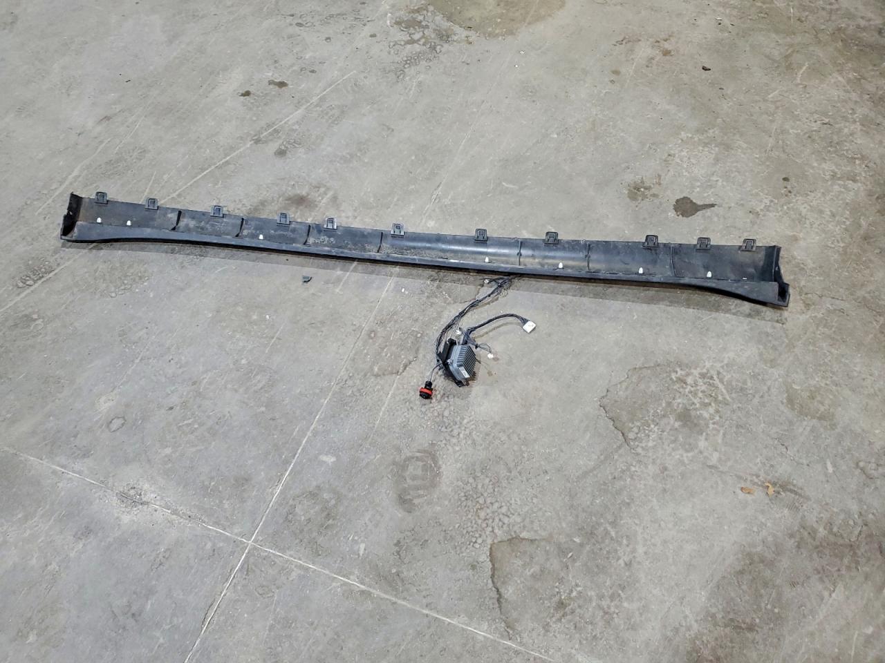 2024 Tesla Model Y VIN: 7SAYGDEE7RF160212 Lot: 93881275