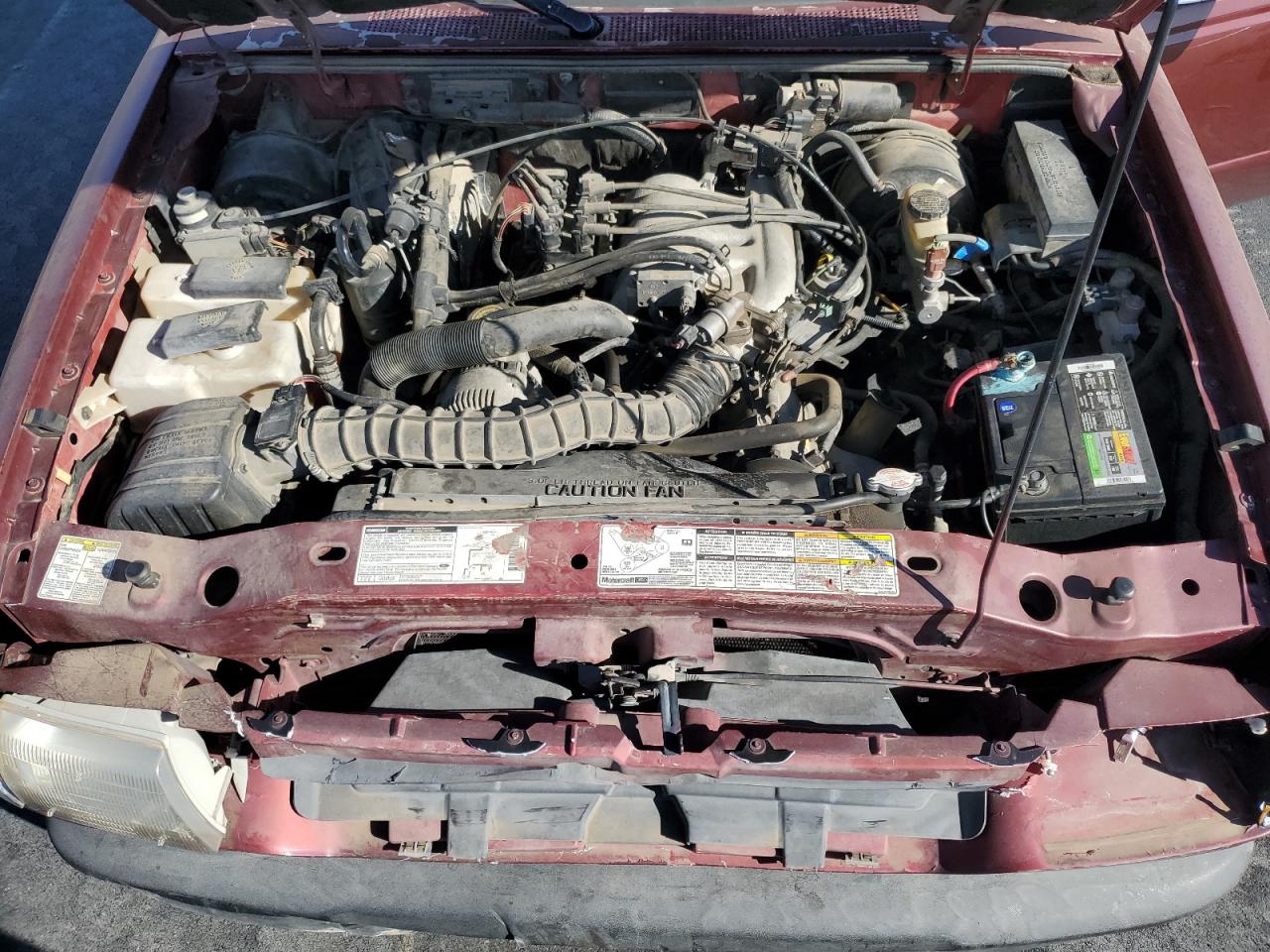 1999 Mazda B3000 Cab Plus VIN: 4F4YR16V5XTM13081 Lot: 92867605