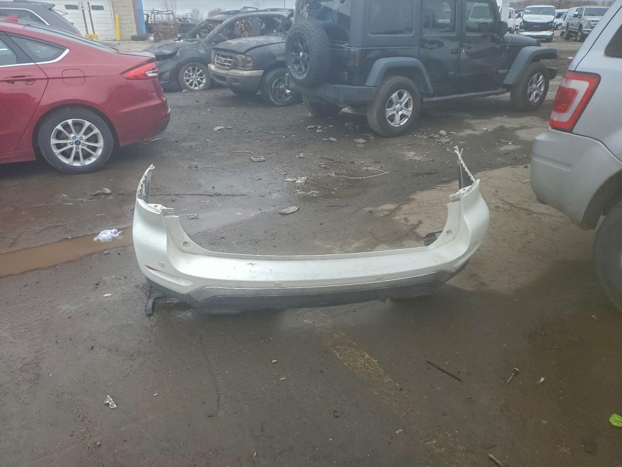 2018 Nissan Pathfinder S VIN: 5N1DR2MM3JC655555 Lot: 94663755