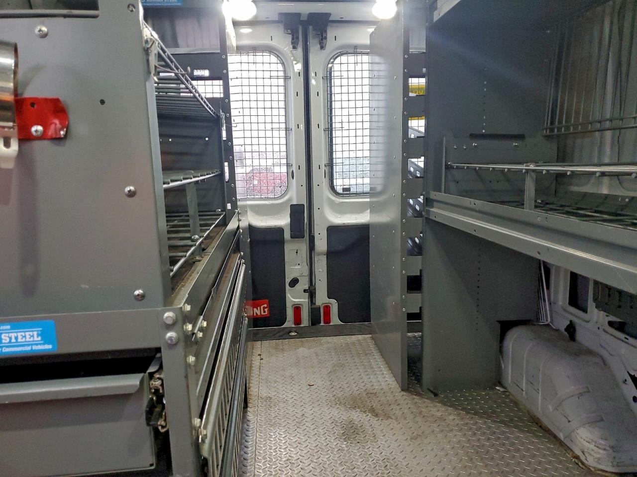 2018 Ford Transit Utility / Service Van VIN: 1FTBW2CM6JKB30999 Lot: 94119055