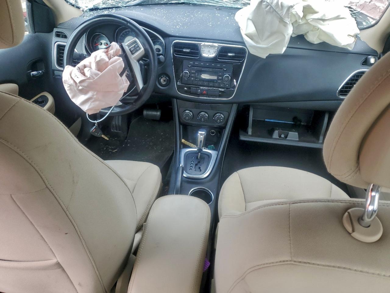 2013 Chrysler 200 Touring VIN: 1C3CCBBBXDN615361 Lot: 94301305