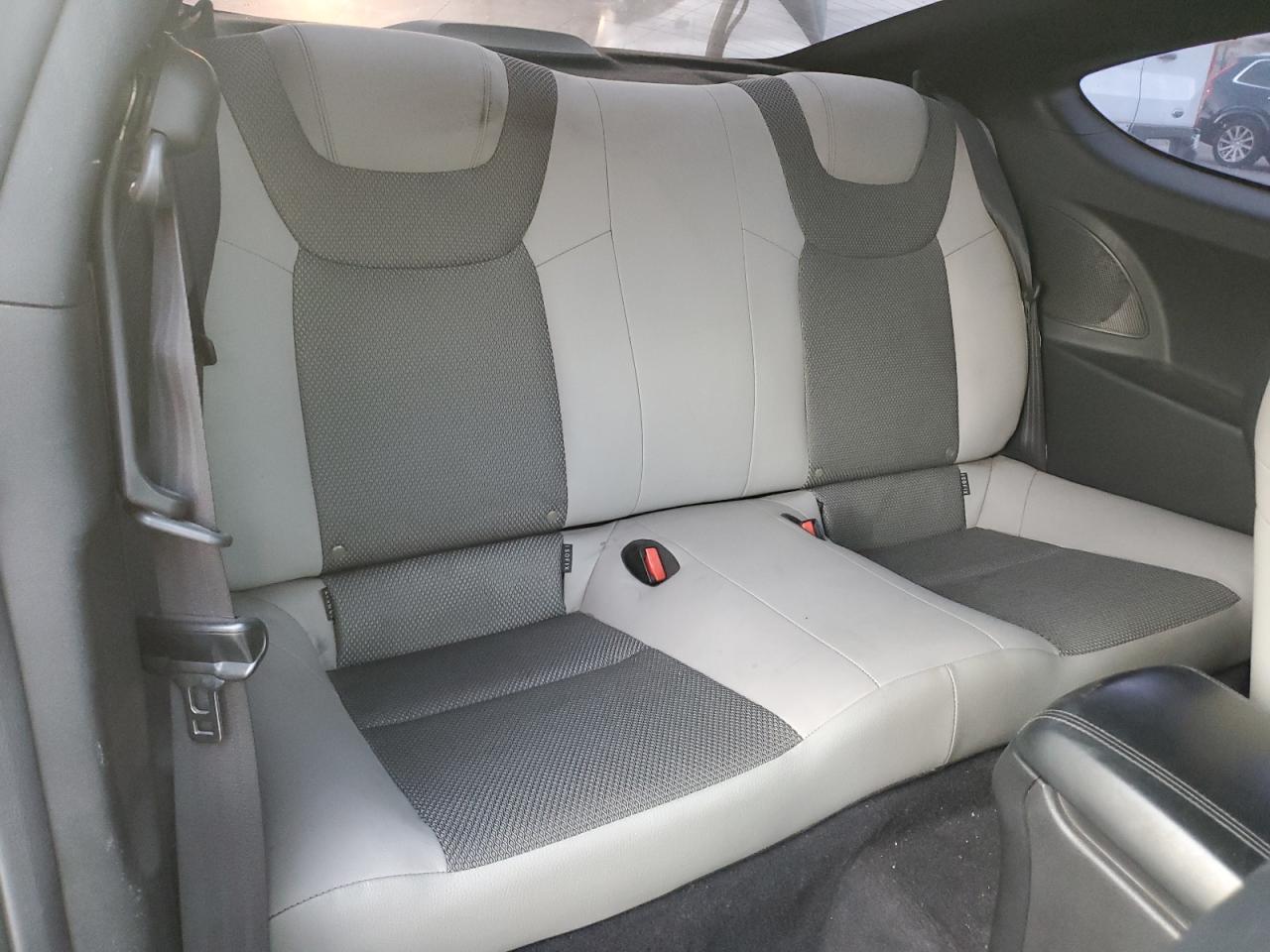 2016 Hyundai Genesis Coupe 3.8L VIN: KMHHT6KJ5GU131216 Lot: 85432945