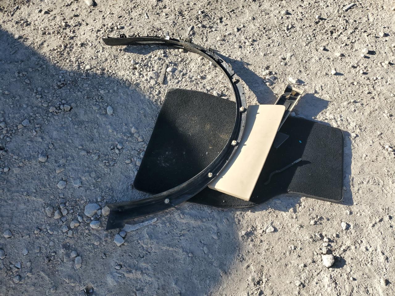 2016 Tesla Model X VIN: 5YJXCAE24GF003453 Lot: 90721805