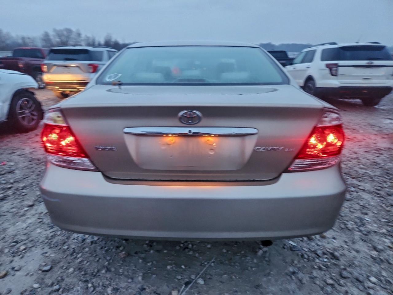 2005 Toyota Camry Le VIN: 4T1BE32KX5U501774 Lot: 93598825