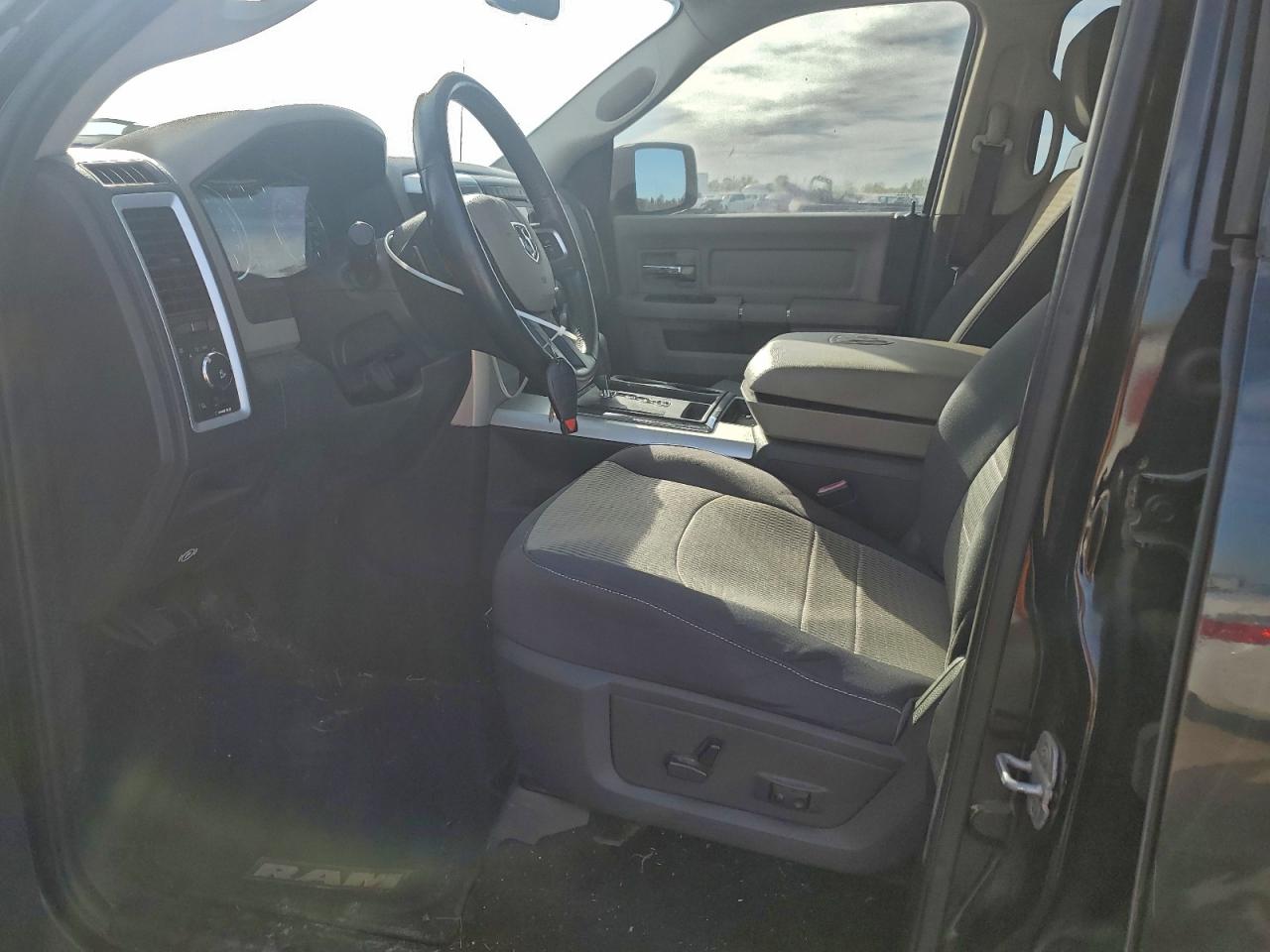 2009 Dodge Ram 1500 VIN: 1D3HB13T29S766569 Lot: 94730245