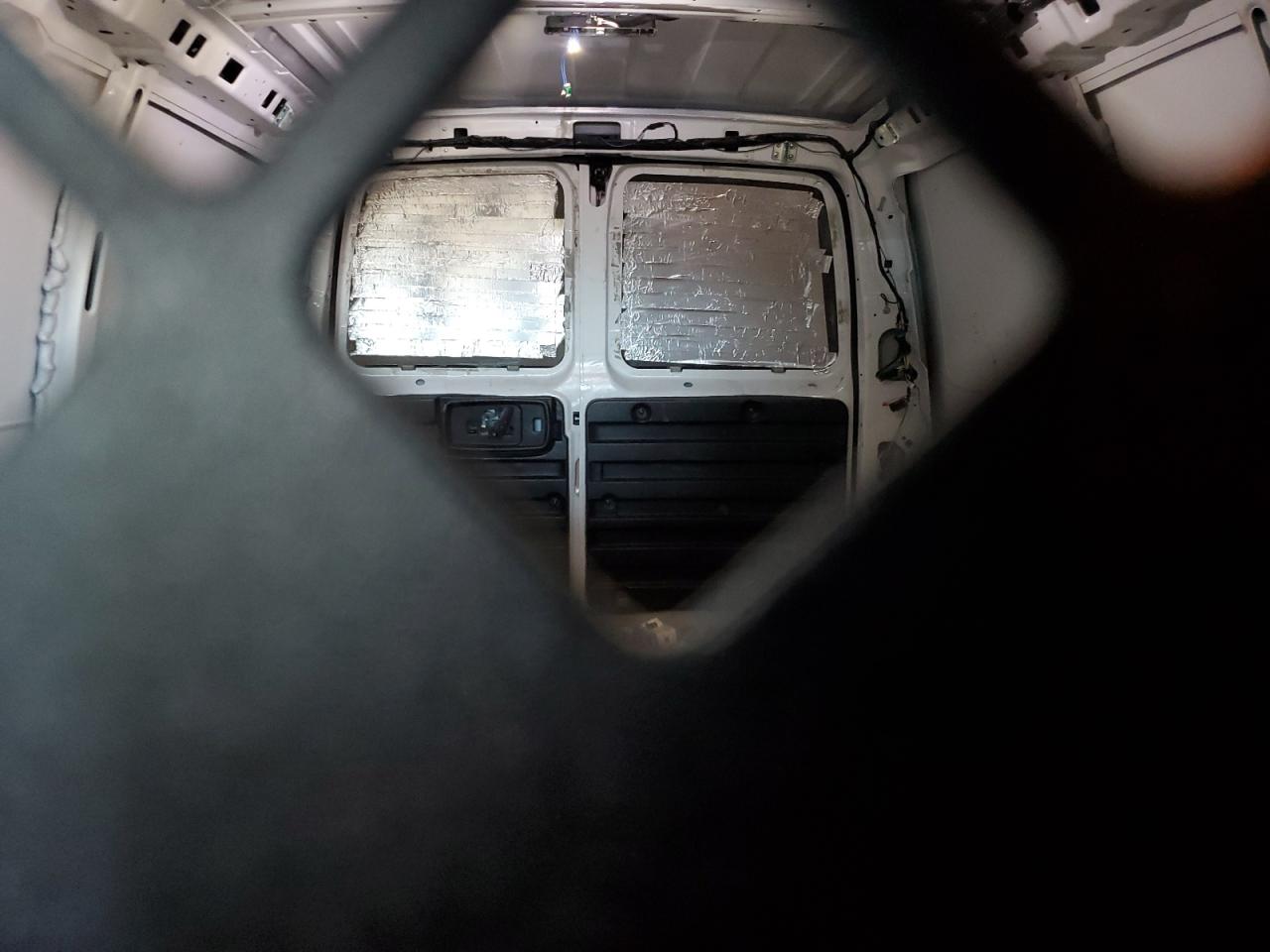 2020 Chevrolet Express G2500 VIN: 1GCWGAFP5L1277841 Lot: 89922915