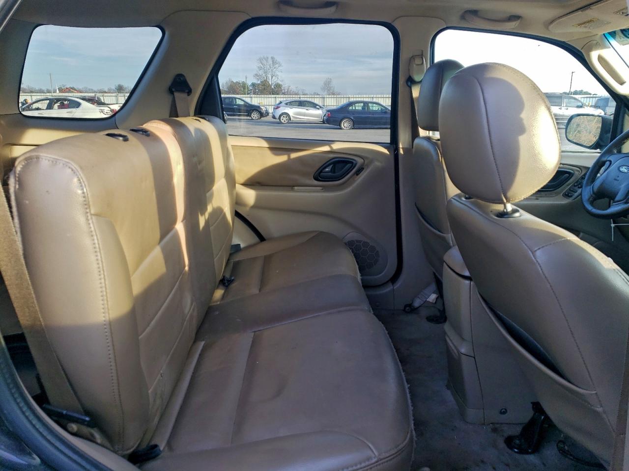 2004 Ford Escape Xlt VIN: 1FMYU03194KA25318 Lot: 93725655