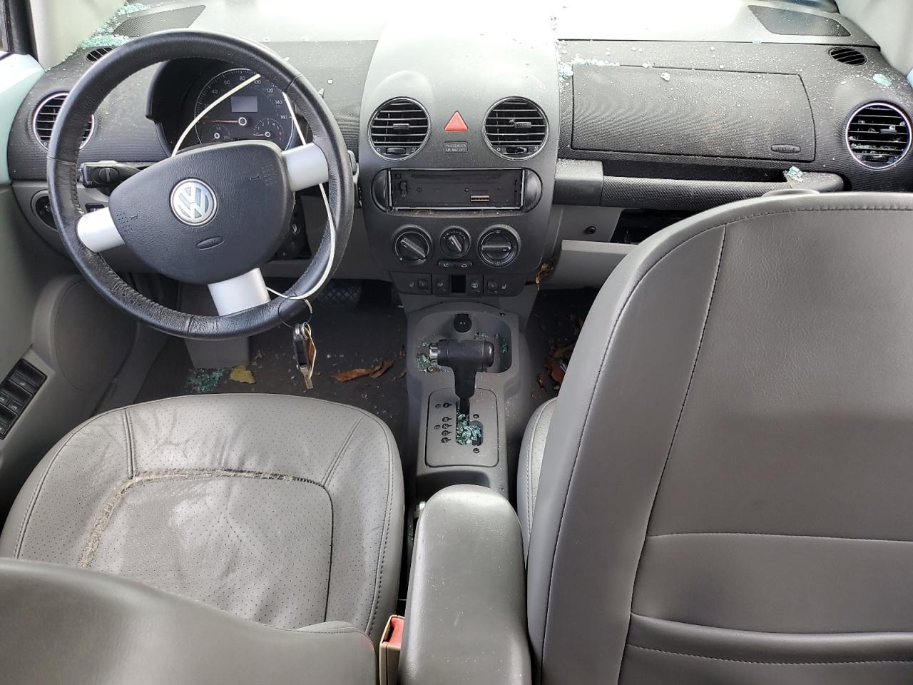 2006 Volkswagen New Beetle Convertible Option Package 2 VIN: 3VWSF31YX6M309426 Lot: 93290445