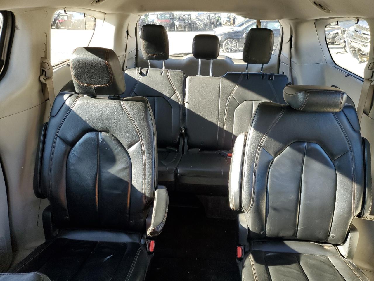 2017 Chrysler Pacifica Touring L VIN: 2C4RC1BG4HR569854 Lot: 92595425