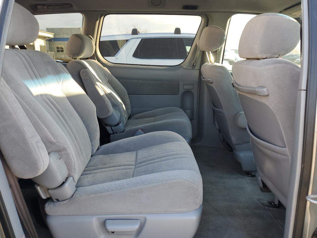 2002 Toyota Sienna Le VIN: 4T3ZF13C92U483973 Lot: 91585925