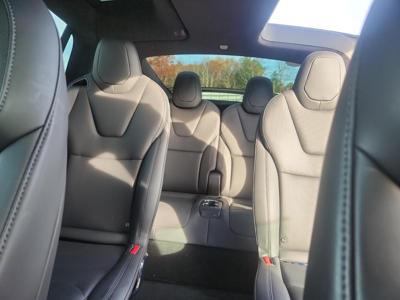 2023 Tesla Model X VIN: 7SAXCBE58PF372528 Lot: 91802575