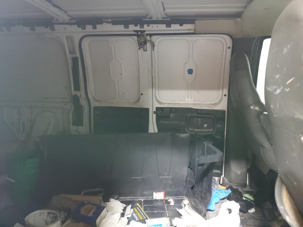 2005 Chevrolet Express G1500 VIN: 1GCFG15X751160704 Lot: 92397735